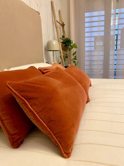 Nuevo Moderno Apartamento De Lujo セビリア エクステリア 写真