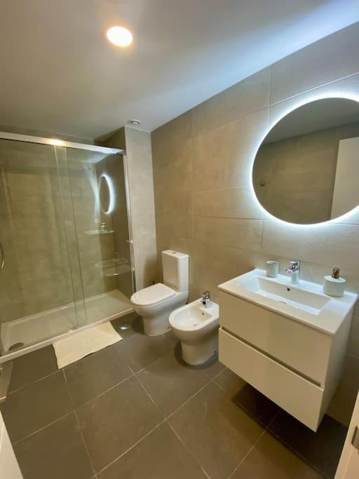 Nuevo Moderno Apartamento De Lujo セビリア エクステリア 写真